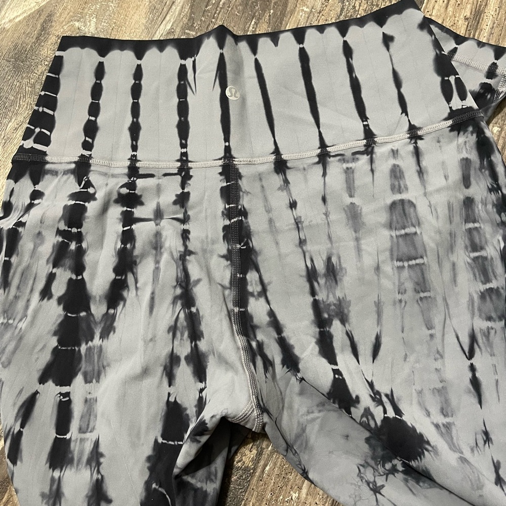 Lululemon Wunder Under Tight